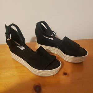 Steve Madden Black Apolo Espadrille  3 inch Wedge Sandals. Size 10